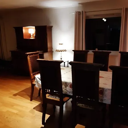 Ovrebo House, Stolen, Skarpengland,