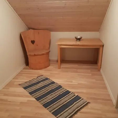 Chalet Ovrebo House, Stolen, Skarpengland,
